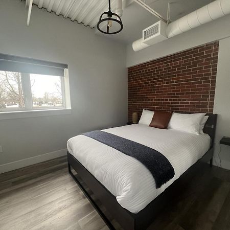 Station 1 By Terra Hospitality Aparthotel Moncton Eksteriør bilde