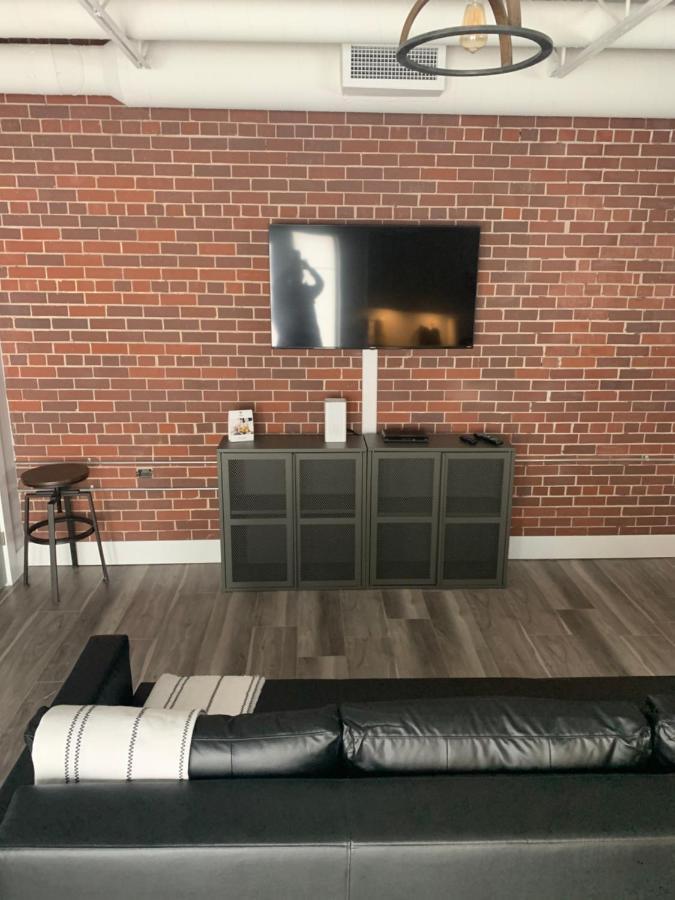 Station 1 By Terra Hospitality Aparthotel Moncton Eksteriør bilde