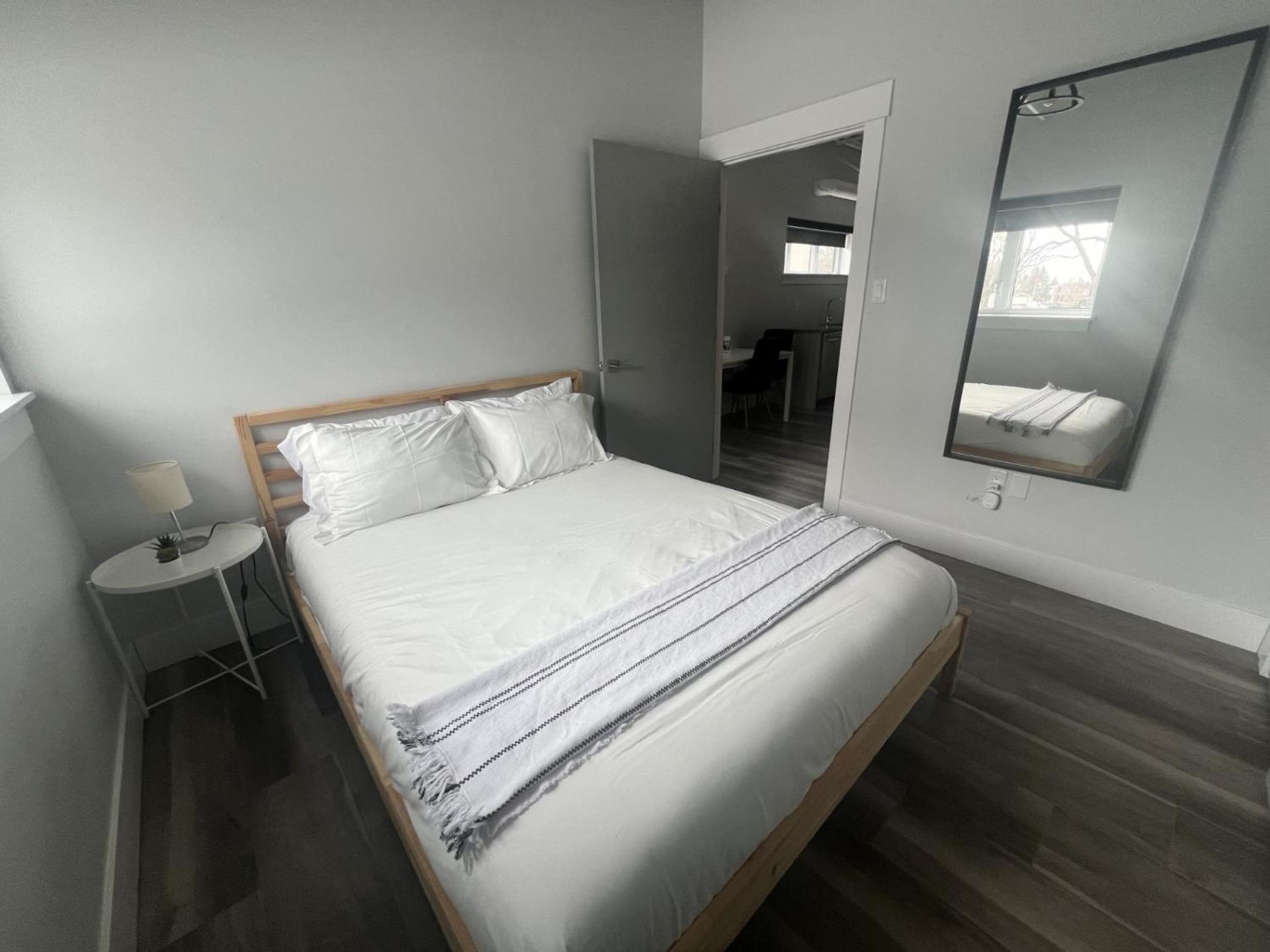 Station 1 By Terra Hospitality Aparthotel Moncton Eksteriør bilde